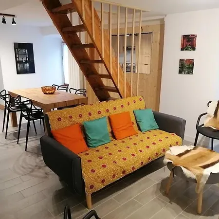 Maison De Bourg 6 Personnes
