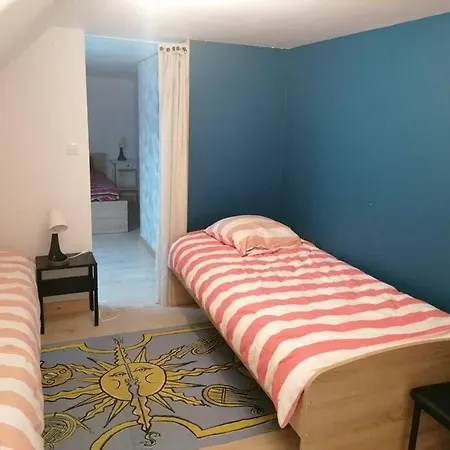 Maison De Bourg 6 Personnes Semesterbostad Besse-et-Saint-Anastaise